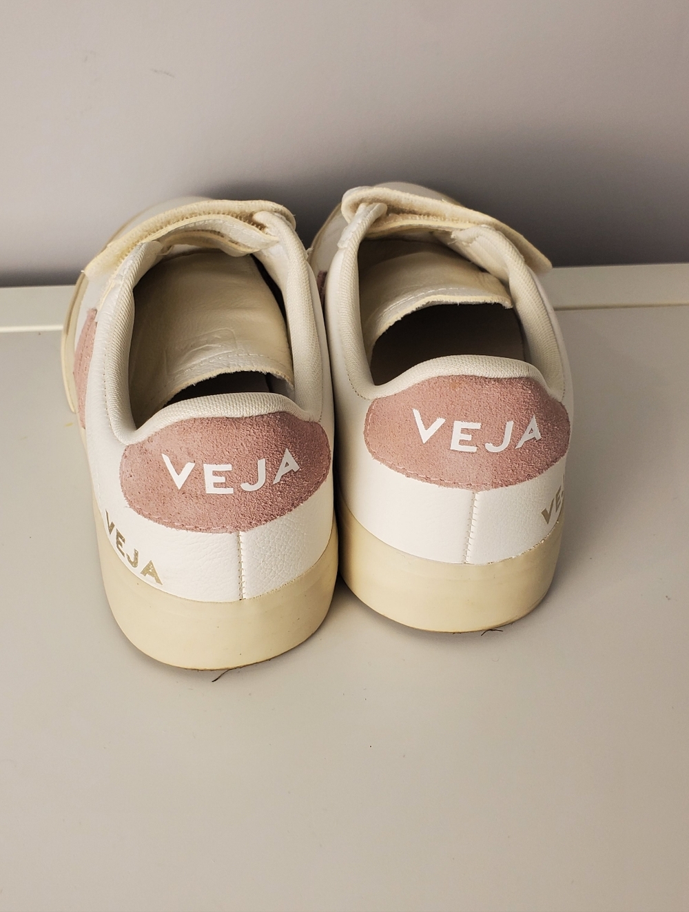 VEJA Womens Recife Logo Sneakers Size 5 - Picture 4 of 16